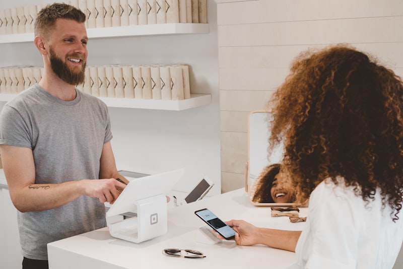 E-commerce packaging and fulfillment